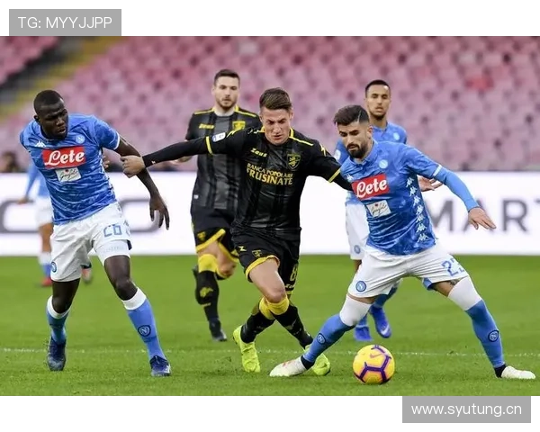 那不勒斯俱乐部运营争议浮现,对球队赛季稳定性形成考验