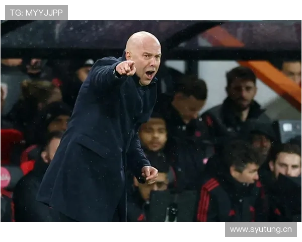 利物浦重返英超争冠行列,球队竞争格局变化与稳定性面临考验