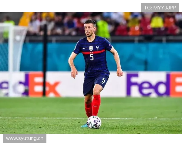 巴萨财政问题再度引发关注,持续影响着俱乐部的整体竞争力与运营稳定性